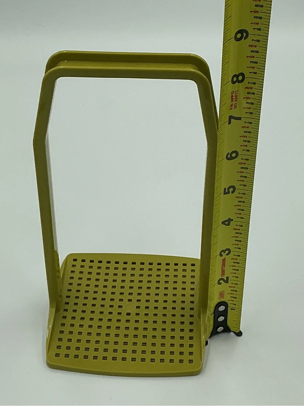 VTG Tupperware Replacement Pickle Keeper Pick A Deli #1561-3 Avocado Green Lift